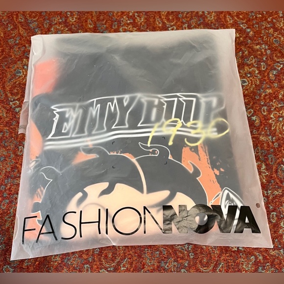 BETTY BOOP FASHION NOVA Juniors GRAPHIC PRINT HOODIE SIZES 7/8 (XS/S) NWT - Picture 2 of 12